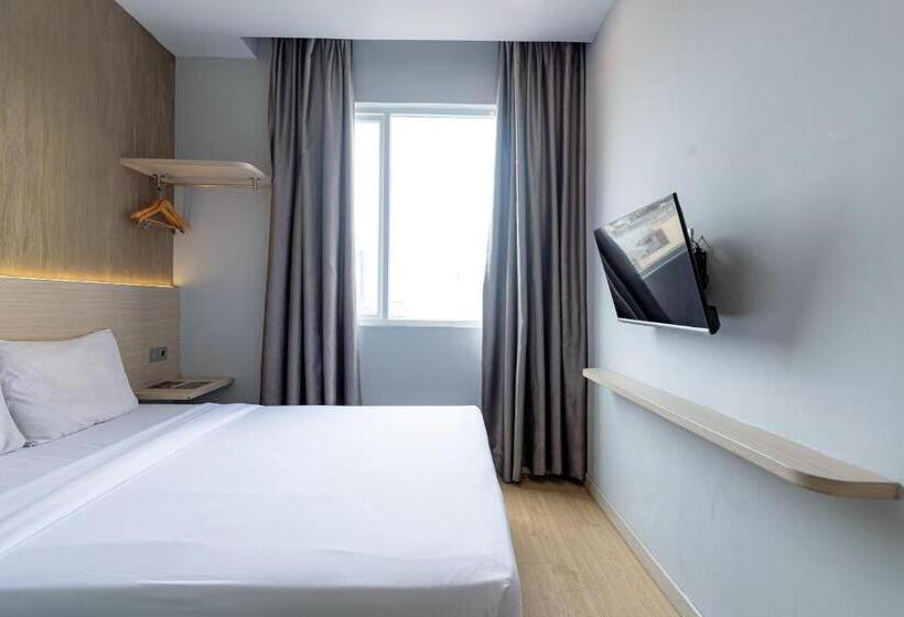 Swasana Hotel Near Plaza Medan Fair Mitra Reddoorz