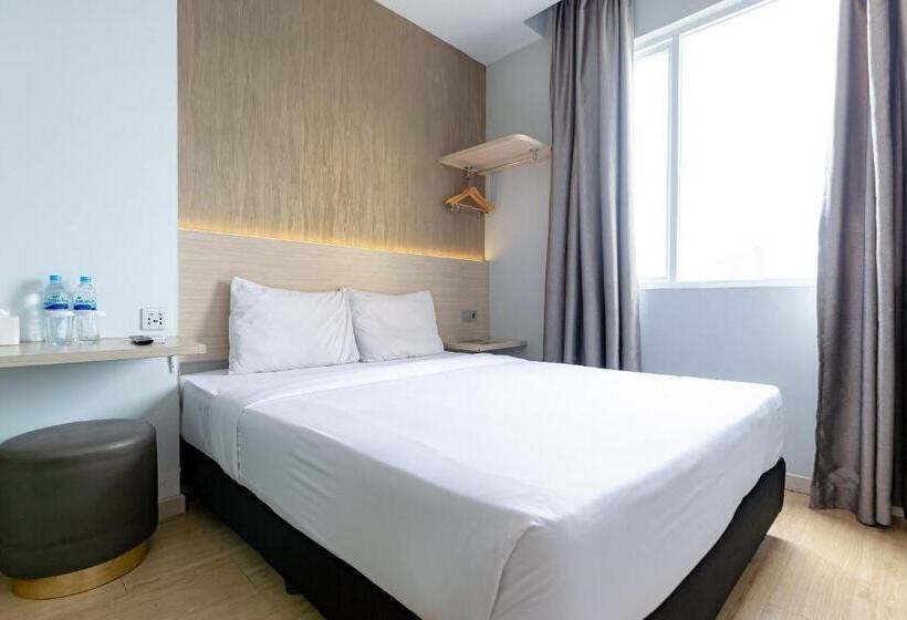 Swasana Hotel Near Plaza Medan Fair Mitra Reddoorz