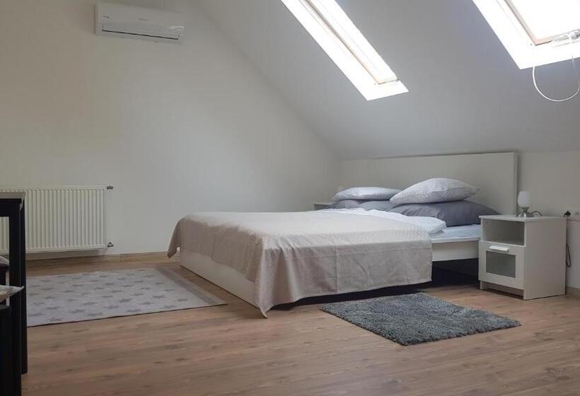 Végvár Delux Apartman