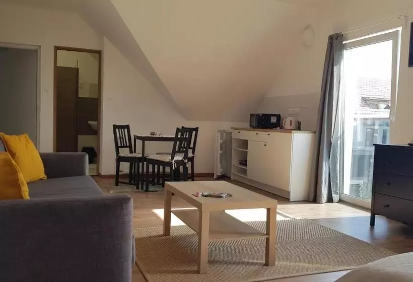 Végvár Delux Apartman