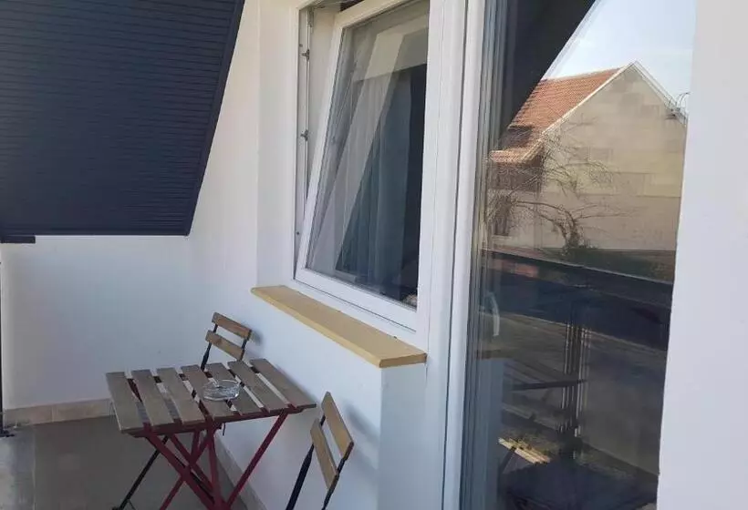 Végvár Delux Apartman