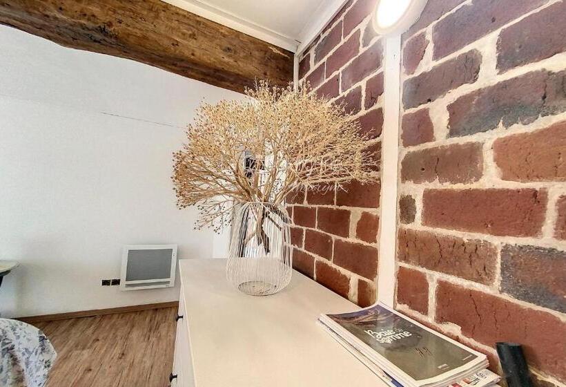 Ad 17   Escapade Ensoleillée