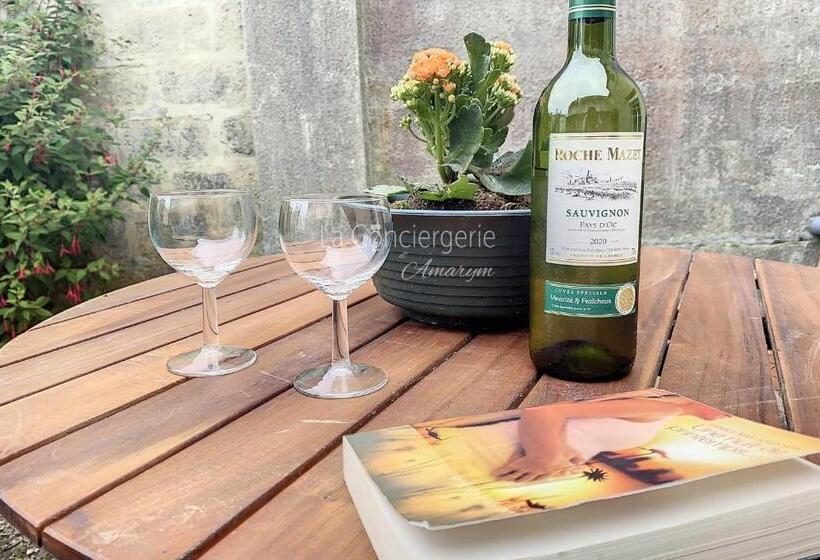 Ad 17   Escapade Ensoleillée