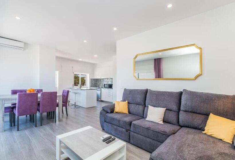 Algarve Golden Properties: Aquazul J