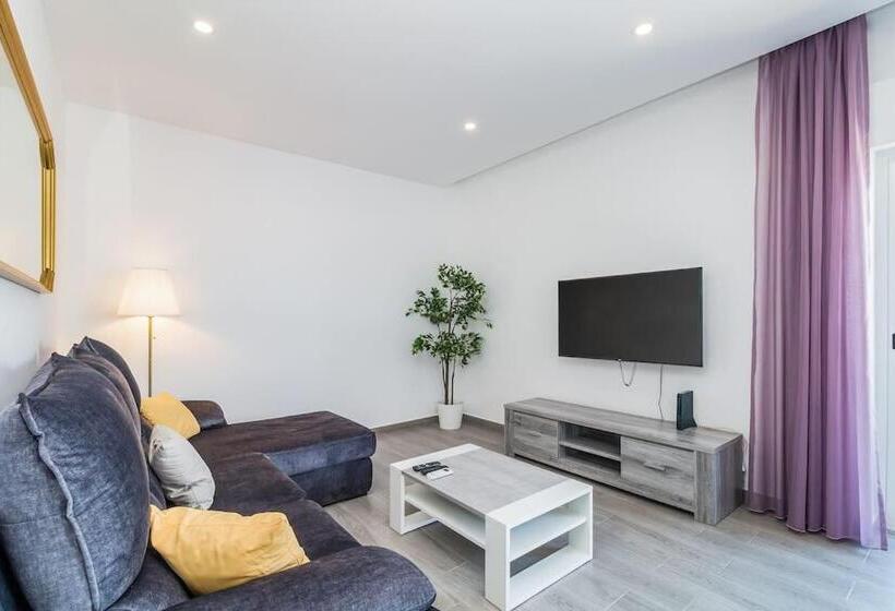 Algarve Golden Properties: Aquazul J