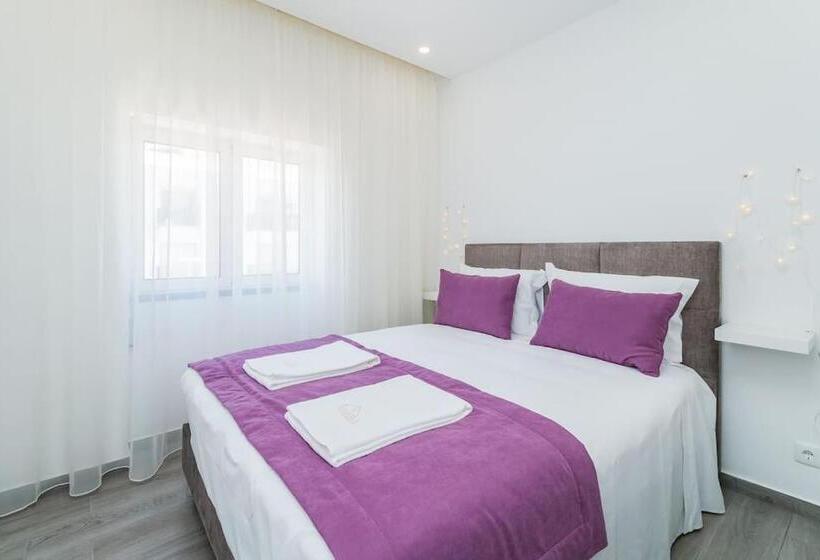 Algarve Golden Properties: Aquazul J