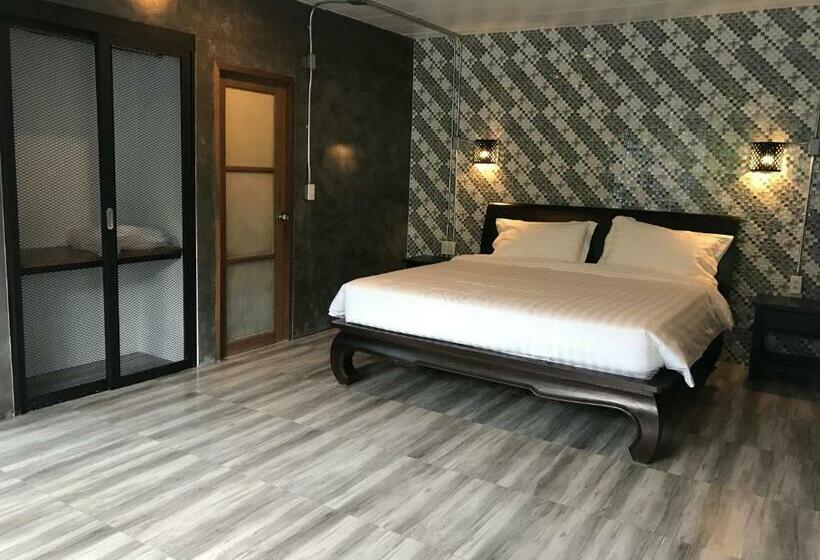 호텔 Kamala Amanah Hill