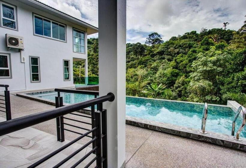 호텔 Kamala Amanah Hill