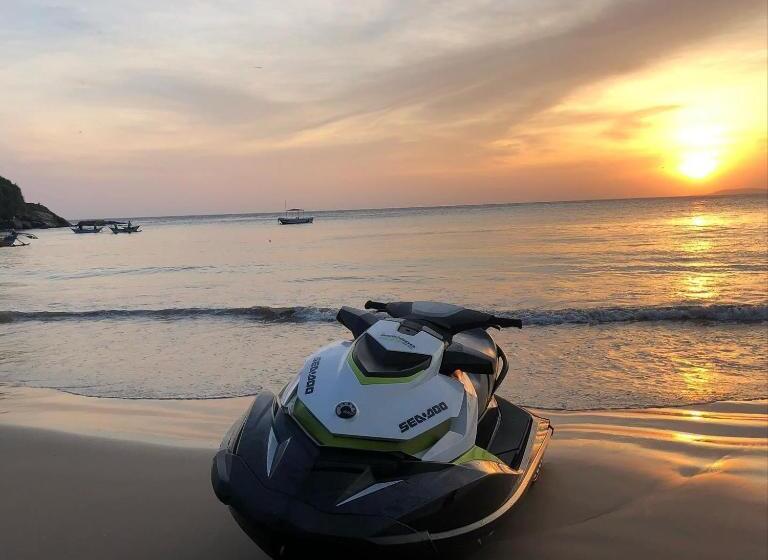 فندق Monkey Beach