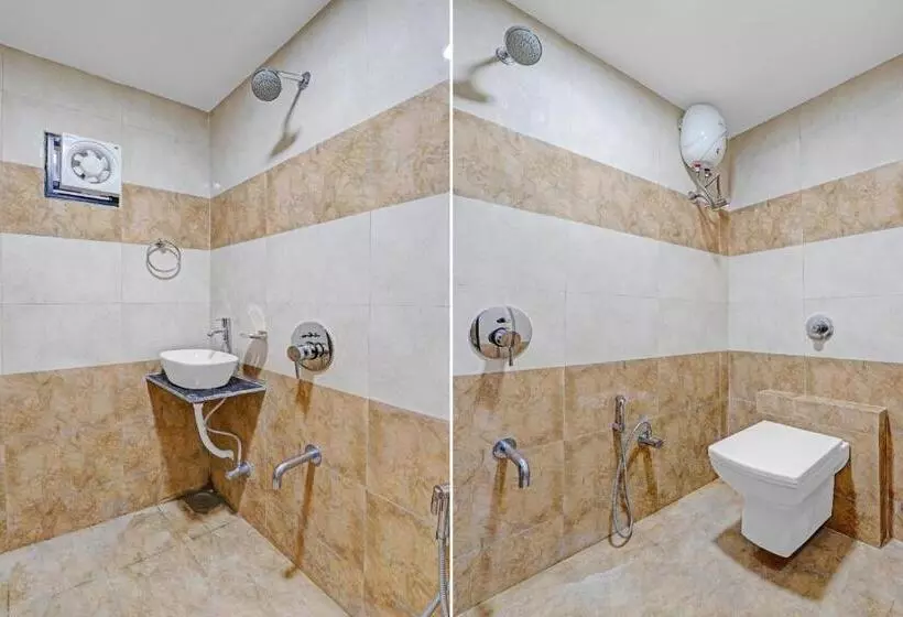 ホテル Oyo 85289  Raffles