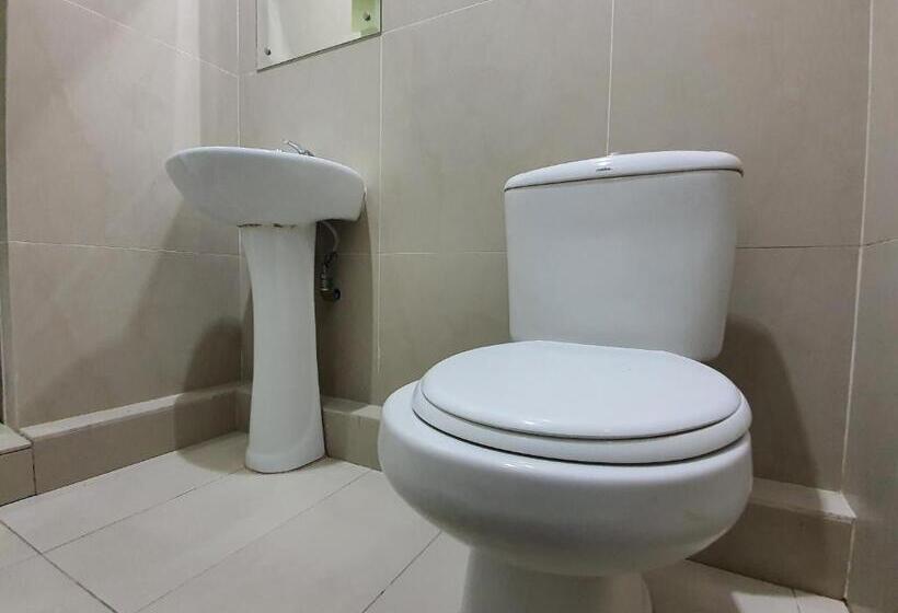 酒店 Oyo Home 90435 Sena Home Homestay #819