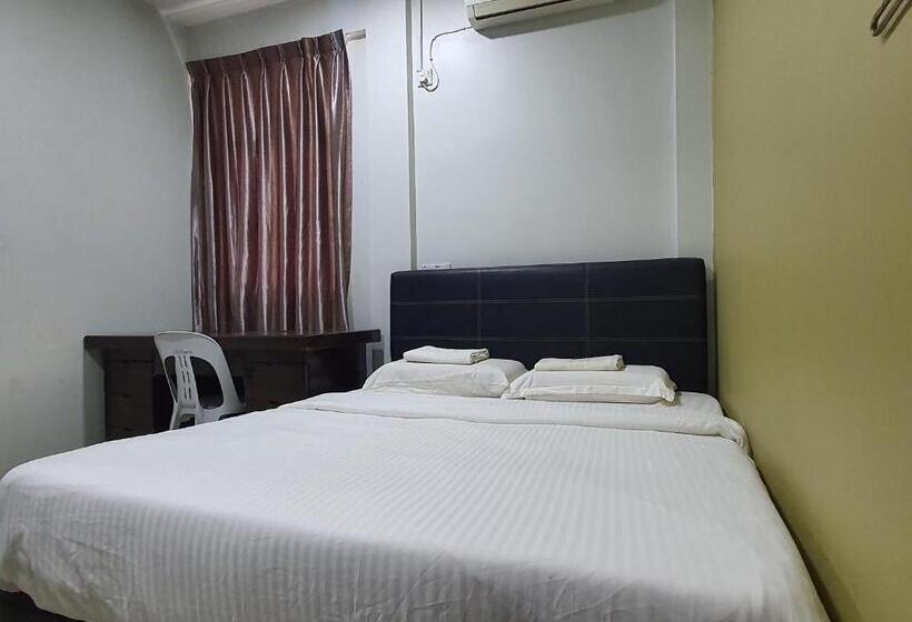 酒店 Oyo Home 90435 Sena Home Homestay #819