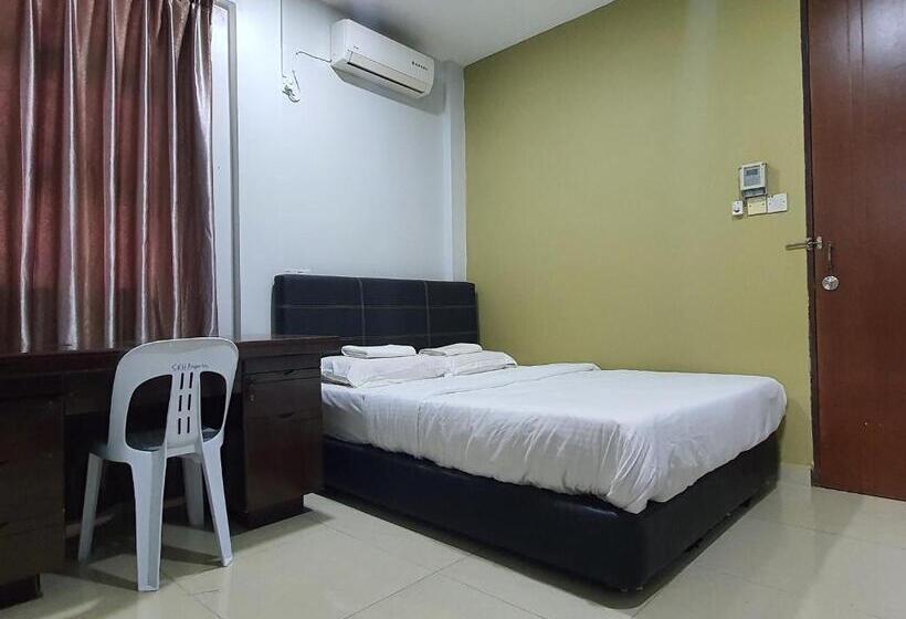 酒店 Oyo Home 90435 Sena Home Homestay #819