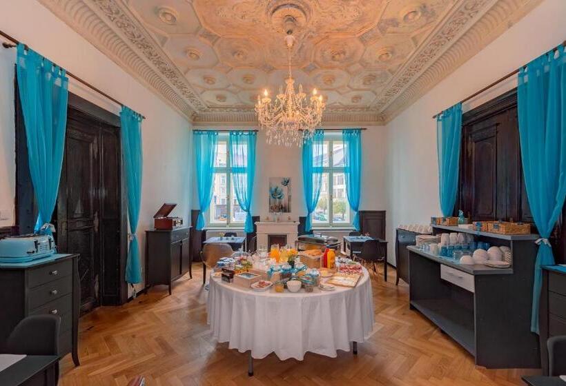 ホテル Rezidence Znojmo