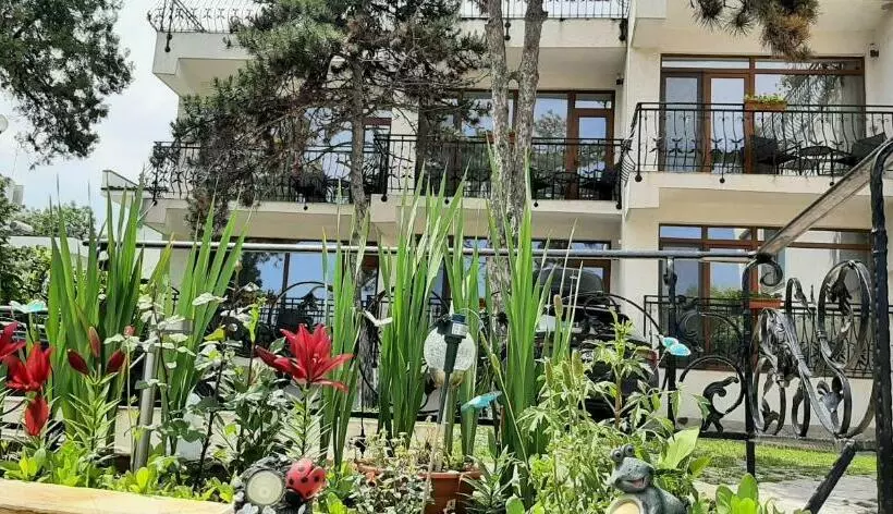 پانسیون Vila Pe Plaja Nr 9