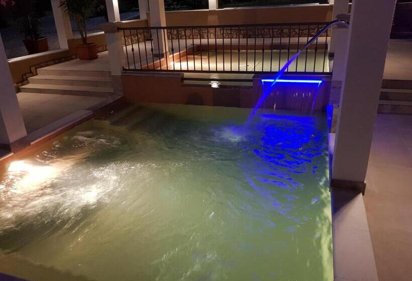 Platán Apartmanház