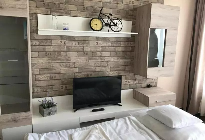 Platán Apartmanház