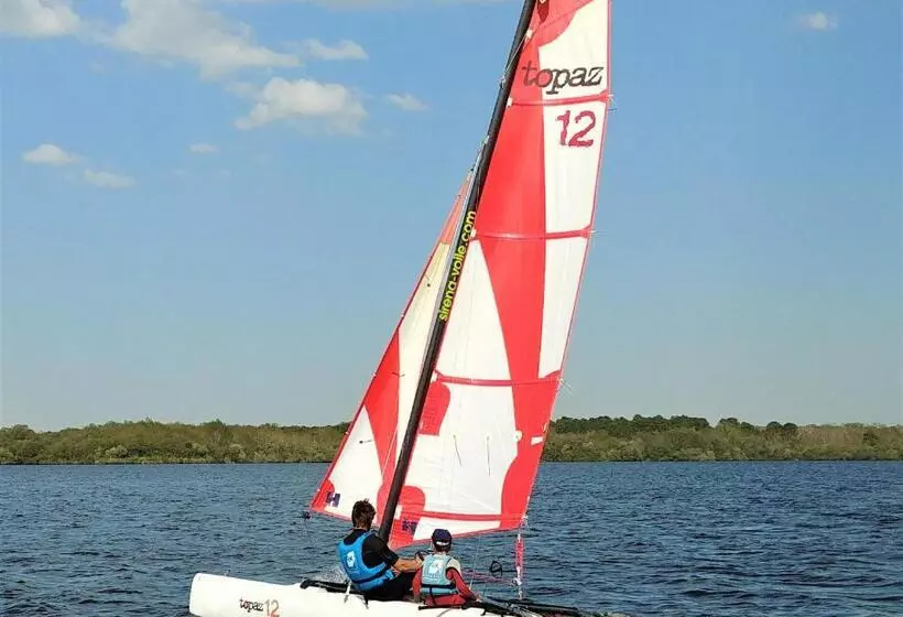 Villa Le Faré 10 Min Des Plages   Climatisée   8 Pers   Piscine Chauffée Du 1er Mai Au 30 Sept