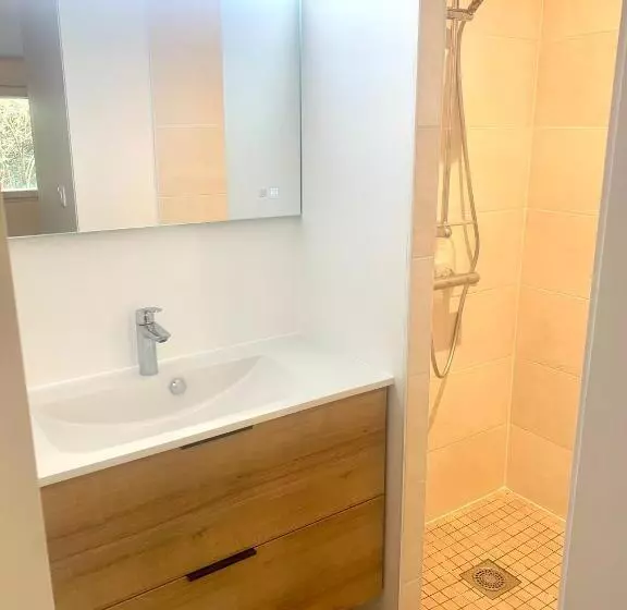 Villa Le Faré 10 Min Des Plages   Climatisée   8 Pers   Piscine Chauffée Du 1er Mai Au 30 Sept