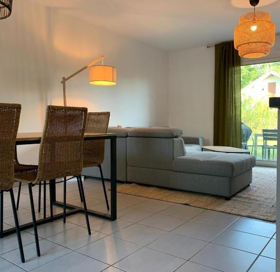 Villa Le Faré 10 Min Des Plages   Climatisée   8 Pers   Piscine Chauffée Du 1er Mai Au 30 Sept