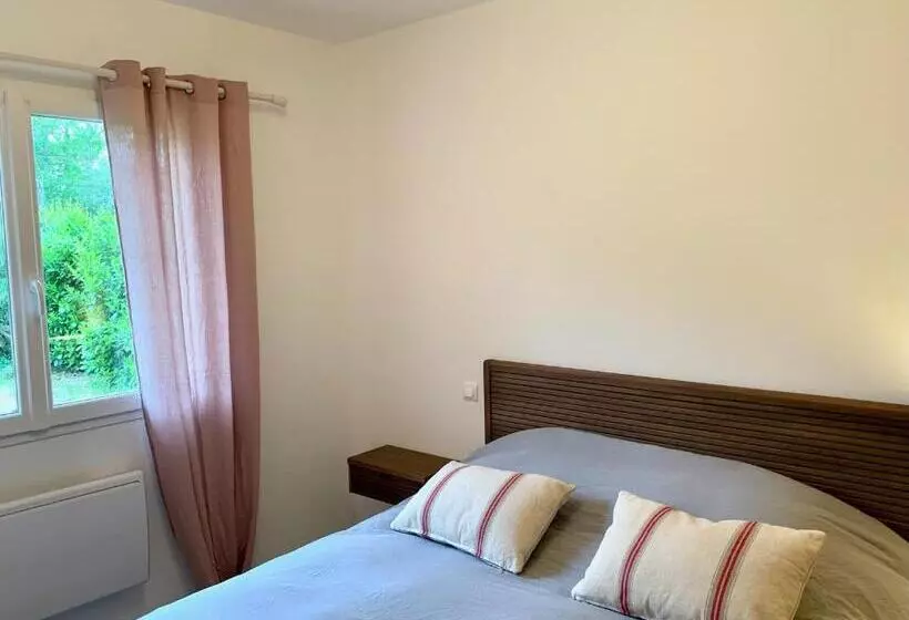 Villa Le Faré 10 Min Des Plages   Climatisée   8 Pers   Piscine Chauffée Du 1er Mai Au 30 Sept