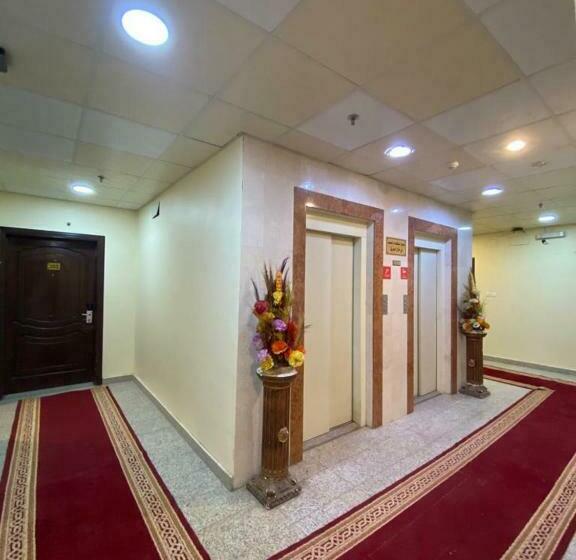 أجــنــحــة وتــيــن