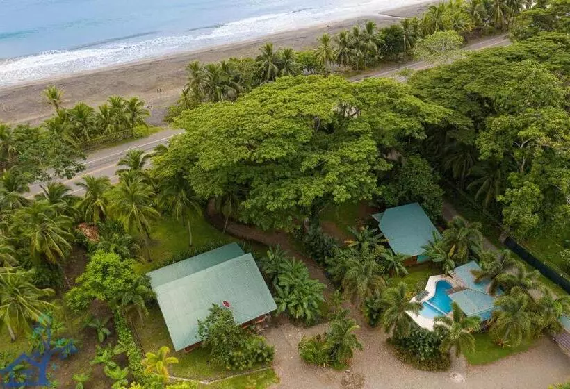 Beachfront Villa Sea Breeze W Ac And Pool