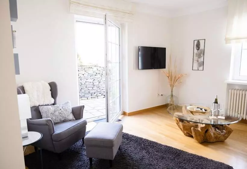 Aamiaismajoitus (B&B) Cabinett 1876