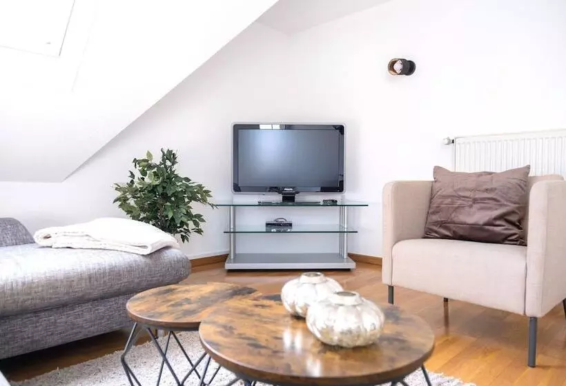 Aamiaismajoitus (B&B) Cabinett 1876