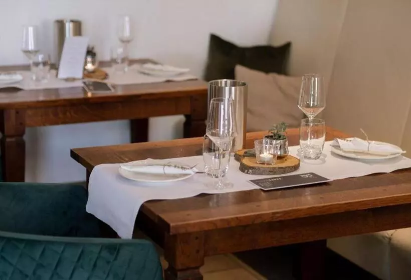 Aamiaismajoitus (B&B) Cabinett 1876