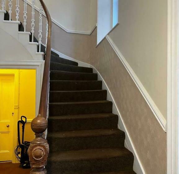 Bed and Breakfast Dunmoore Guesthouse