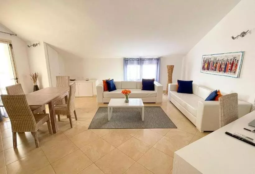 Branco Suites   Rooms & Holiday Apartments