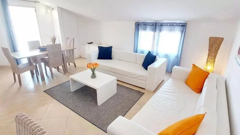 Branco Suites   Rooms & Holiday Apartments