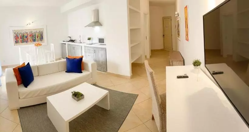 Branco Suites   Rooms & Holiday Apartments