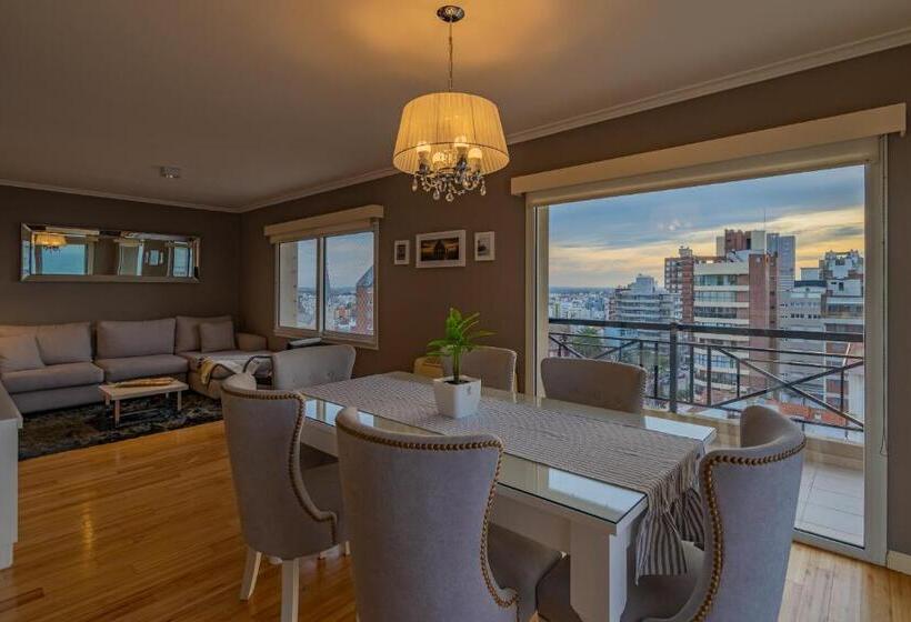 Departamento Varese Güemes Alta Gama Luxury 4/5 Pax Vista Mar
