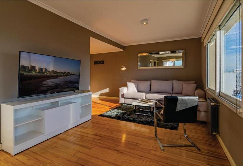 Departamento Varese Güemes Alta Gama Luxury 4/5 Pax Vista Mar