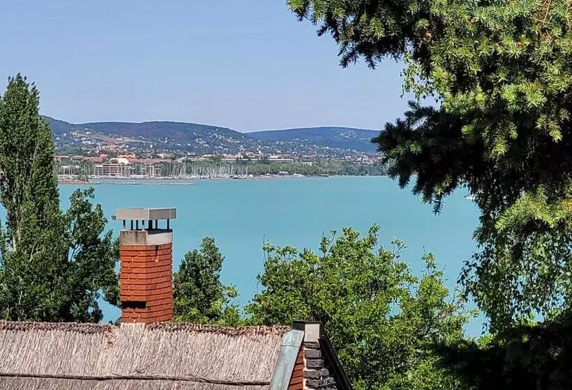 Hanga Vendégház
