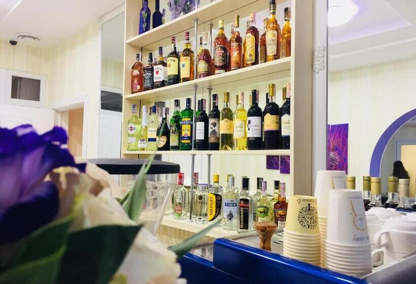 酒店 готель лаванда