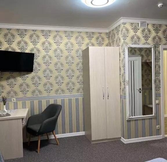 ホテル готель лаванда