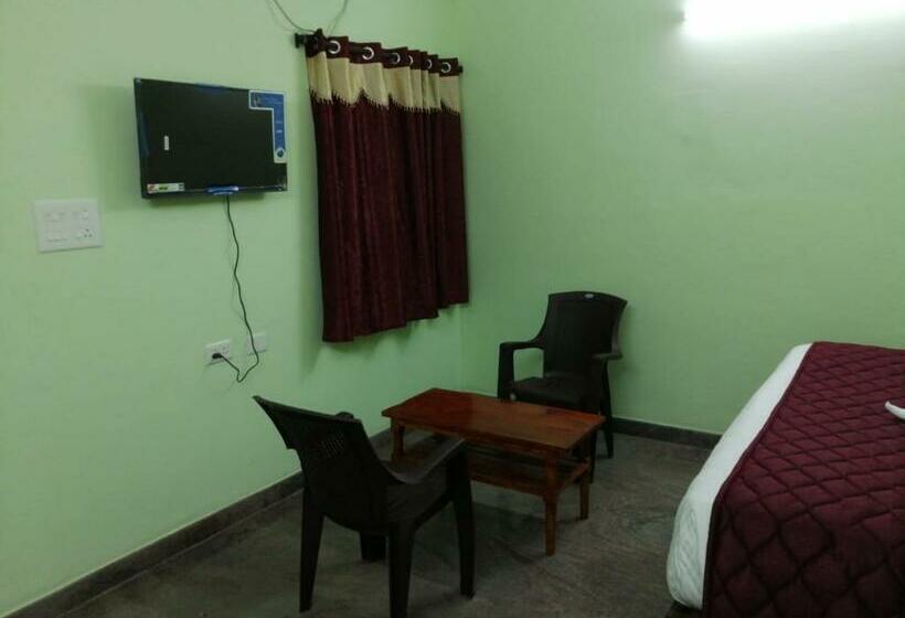 בית מלון כפרי Le Springlynn Residency