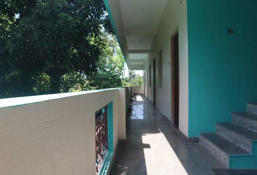 בית מלון כפרי Le Springlynn Residency