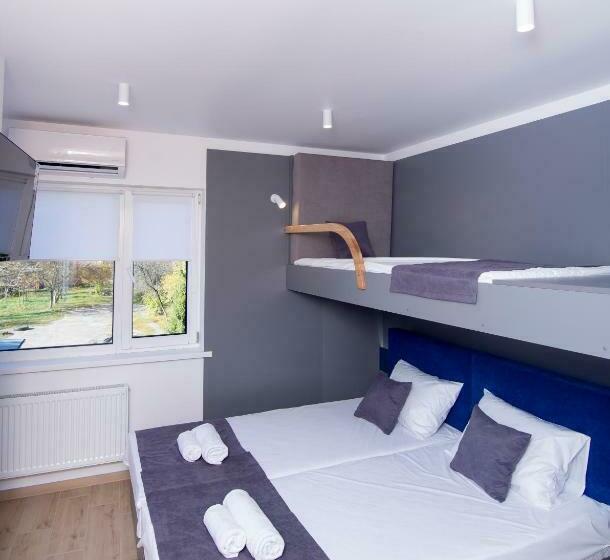 汽车旅馆  комплекс Fit Life