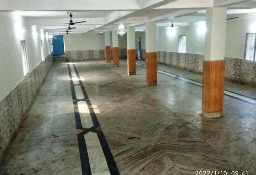 پانسیون Milan Palace Deoghar