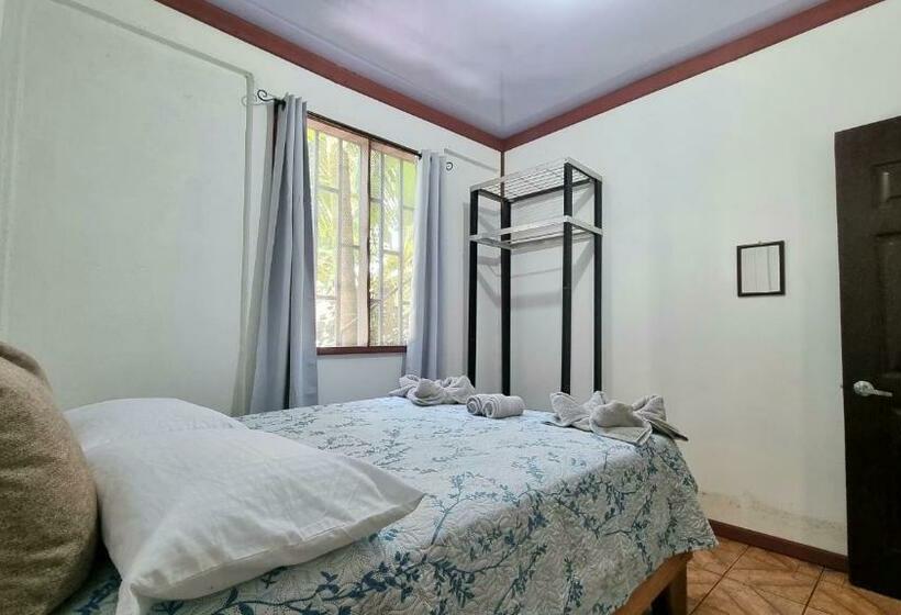 פנסיון Wildlife Tortuguero