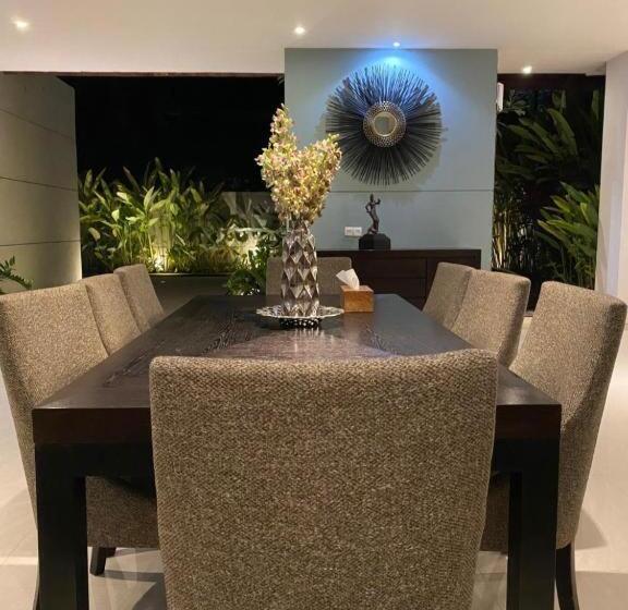 Sunkissed Villa Senggigi