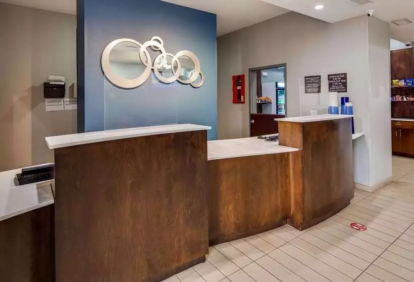 Best Western St. Louis Airport North Hotel & Suites