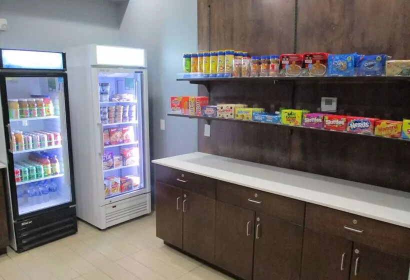 Best Western St. Louis Airport North Hotel & Suites