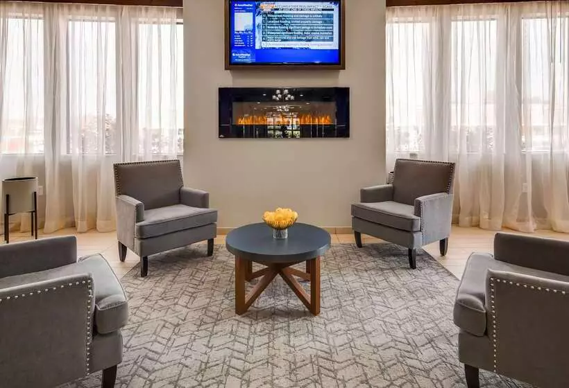Best Western St. Louis Airport North Hotel & Suites