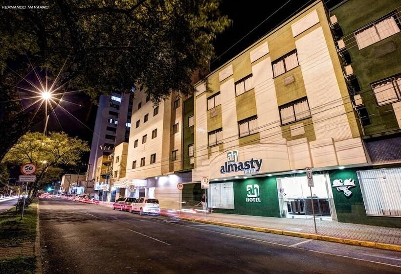 호텔 Almasty