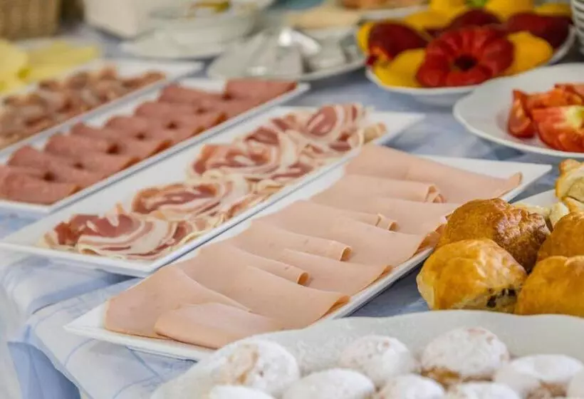 酒店 Aviano Palace